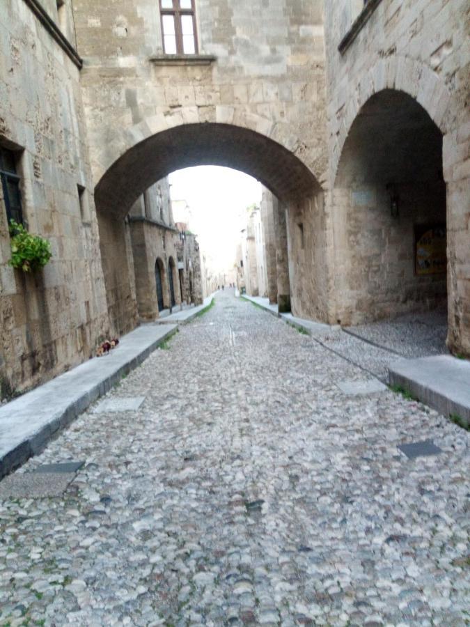 In The Center Of The Medieval Town,very Economical Rhodes City