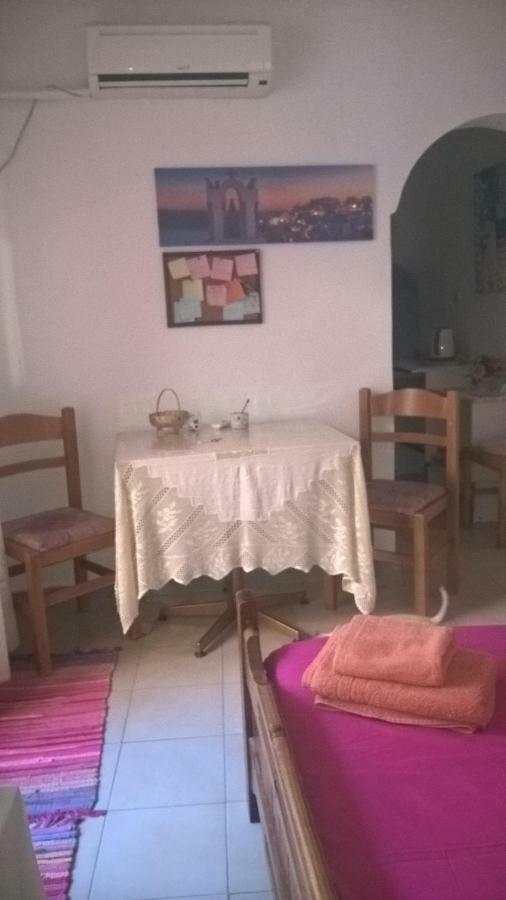 In The Center Of The Medieval Town,very Economical Apartmán *